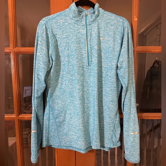 Nike DRI-FIT Quarter Zip - Picture 1 of 5